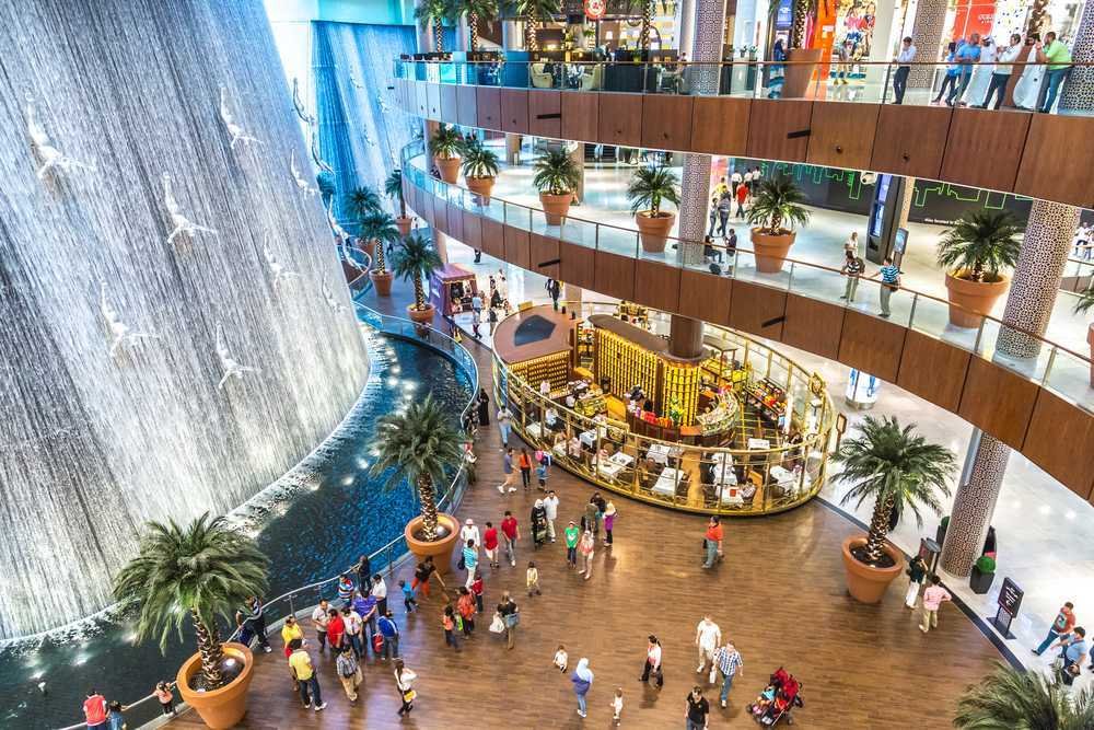 b) Dubai Mall