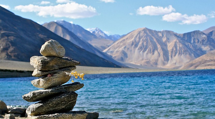 Day 06: Proceed from Nubra Valley to Pangong Tso Lake via Shyok River road (150 km-6-7 hours approx)